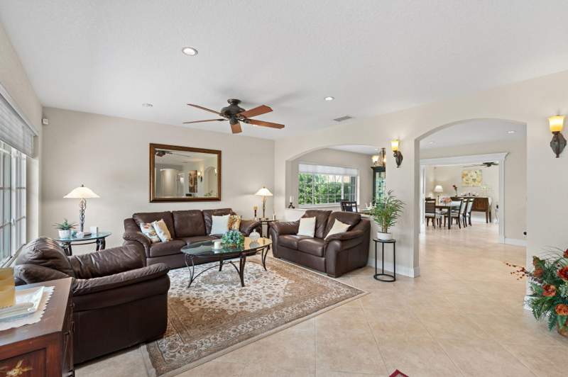 3 bedroom Single Family Residence at 10520 NW 43rd Court, Chevy Chase, Coral Springs — photo 4