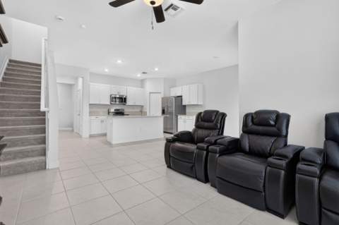 4168 Lagoon Shore Drive, Lake Worth FL - photo 15 of 32
