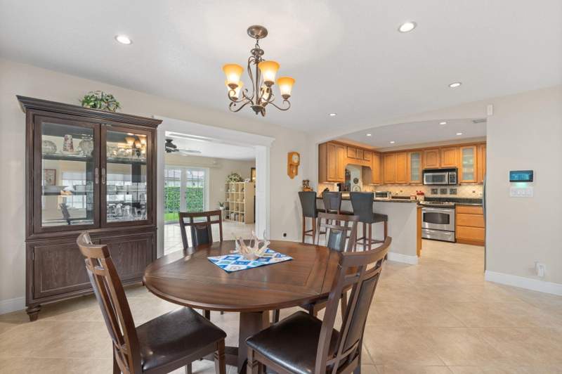 3 bedroom Single Family Residence at 10520 NW 43rd Court, Chevy Chase, Coral Springs — photo 5