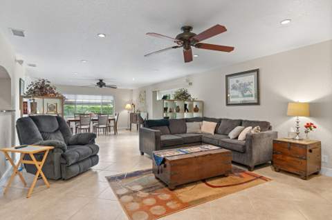 10520 NW 43rd Court, Coral Springs FL - photo 8 of 19