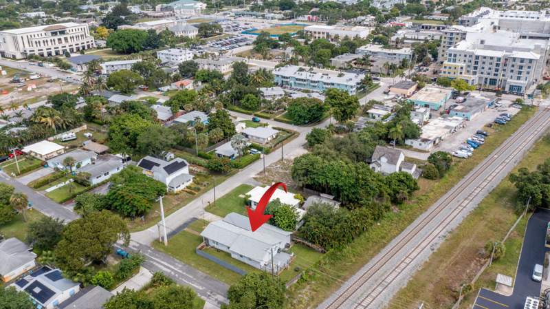 3 bedroom Single Family Residence at 222 SE 3rd Street, Boynton Town Of, Boynton Beach — photo 4