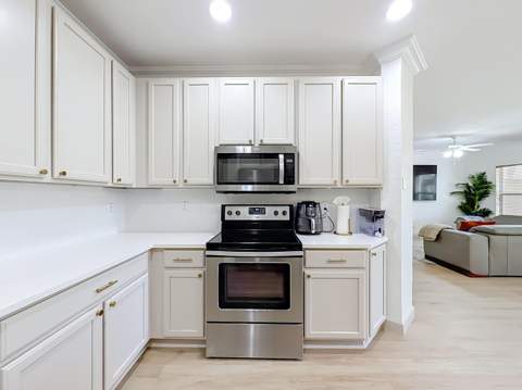 4106 Windmill Palm Way, Greenacres FL - photo 9 of 70