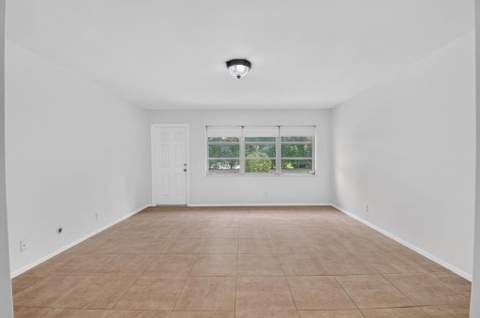 5073 Lakefront Boulevard #C, Delray Beach FL - photo 18 of 33