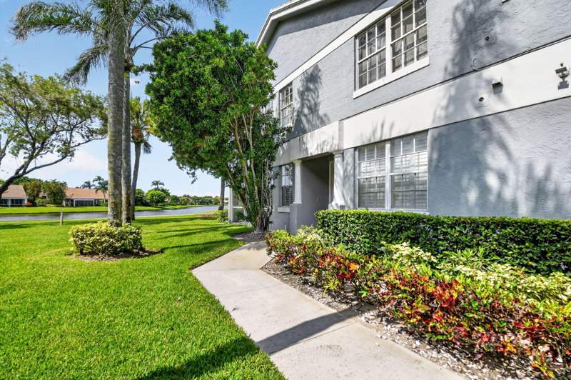 2 bedroom Condominium at 10148 Andover Coach Circle #A1, Andover At Wycliffe Condo, Lake Worth — photo 3