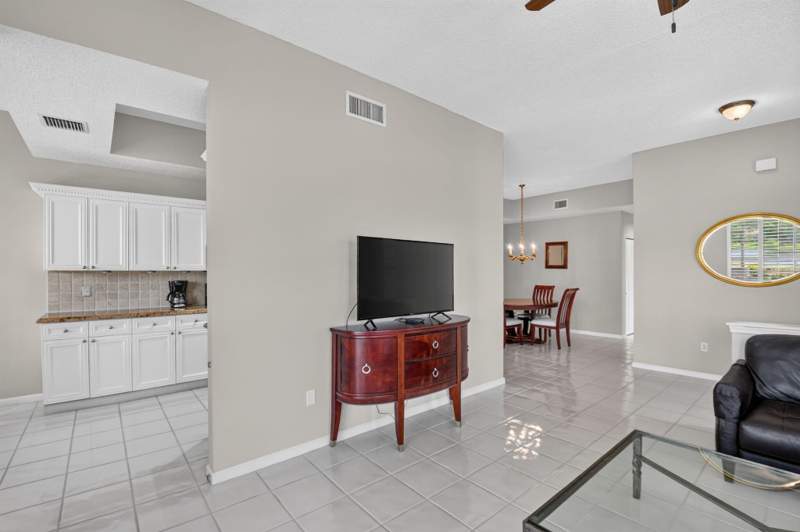 2 bedroom Condominium at 10148 Andover Coach Circle #A1, Andover At Wycliffe Condo, Lake Worth — photo 5