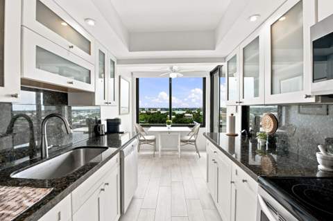 3589 S Ocean Boulevard #808, South Palm Beach FL - photo 7 of 100