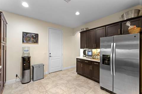 2134 Sabal Tree Court, West Palm Beach FL - photo 12 of 37