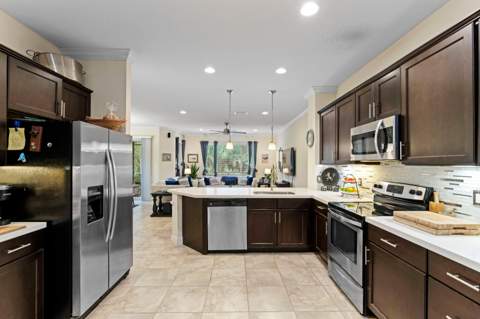 2134 Sabal Tree Court, West Palm Beach FL - photo 13 of 37