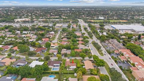 10520 NW 43rd Court, Coral Springs FL - photo 18 of 19