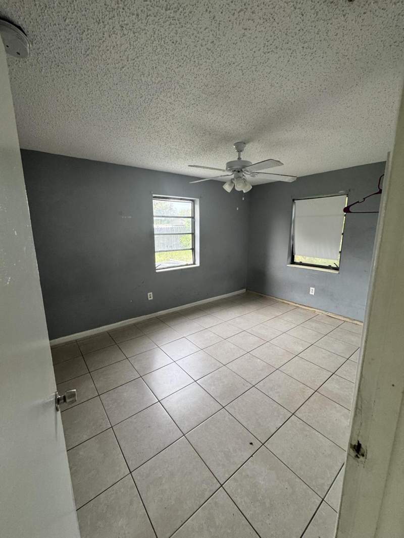 3 bedroom Single Family Residence at 243 NE 39th Court, Pompano Beach Highlands 8th Sec, Deerfield Beach — photo 3
