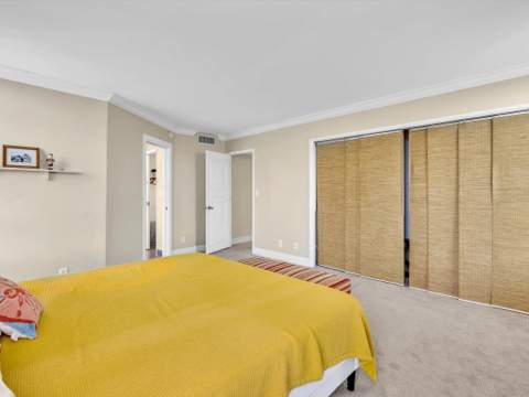 605 Oaks Drive #810, Pompano Beach FL - photo 9 of 52