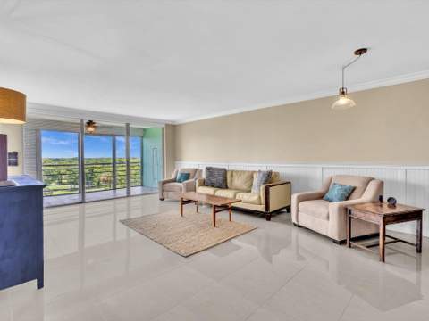605 Oaks Drive #810, Pompano Beach FL - photo 21 of 52