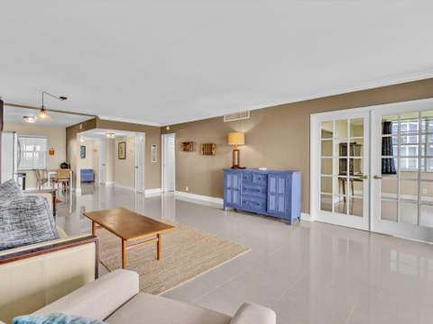 605 Oaks Drive #810, Pompano Beach FL - photo 22 of 52