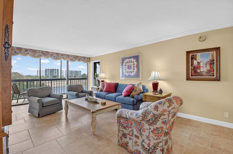 2 bedroom Condominium at 1761 SE Bridgewood Drive, Bridgewood Mid-Rise Condo, Boca Raton — photo 4