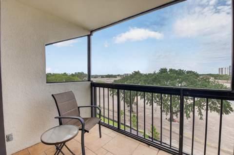 1761 SE Bridgewood Drive, Boca Raton FL - photo 15 of 73