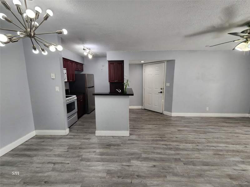 1 bedroom Condominium at 2736 S University Drive #1101, Sundance At Davie Condo, Davie — photo 3