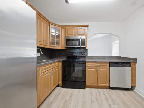 1110 Manor Drive, Palm Springs FL - photo 20 of 33