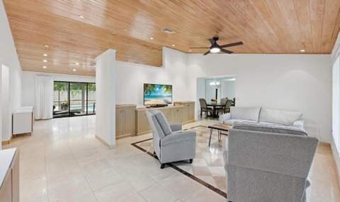 10740 NW 19th Street, Coral Springs FL - photo 7 of 31