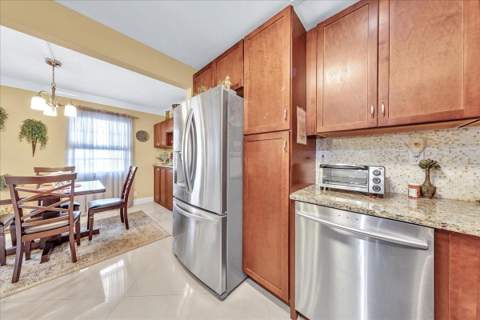 2047 Wolverton C, Boca Raton FL - photo 11 of 29