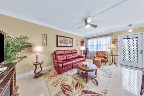 2047 Wolverton C, Boca Raton FL - photo 14 of 29