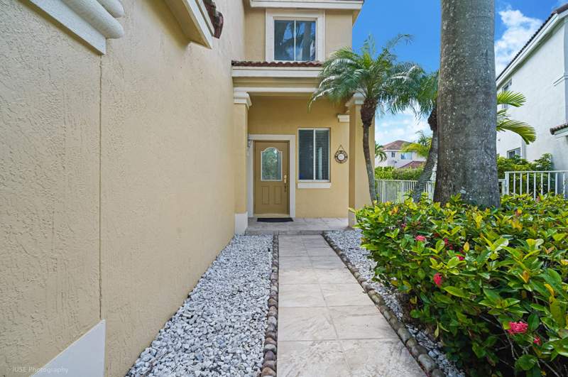 4 bedroom Single Family Residence at 1428 Canary Island Drive, Sector 2- Parcels 21B 22 23 & 24, Weston — photo 2