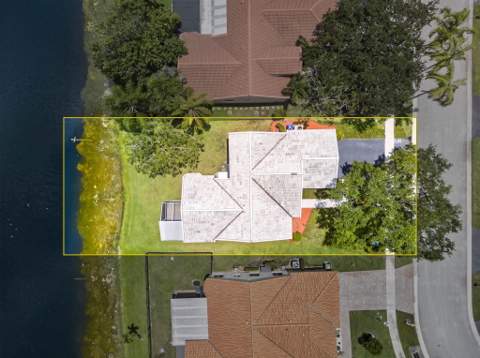 18871 NW 2nd Street, Pembroke Pines FL - photo 7 of 30