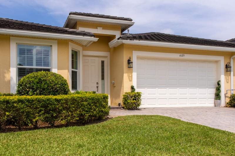 2 bedroom Villa at 6125 NW Wick Lane, St Andrews Townhomes Replat No 1, Port St. Lucie — photo 2