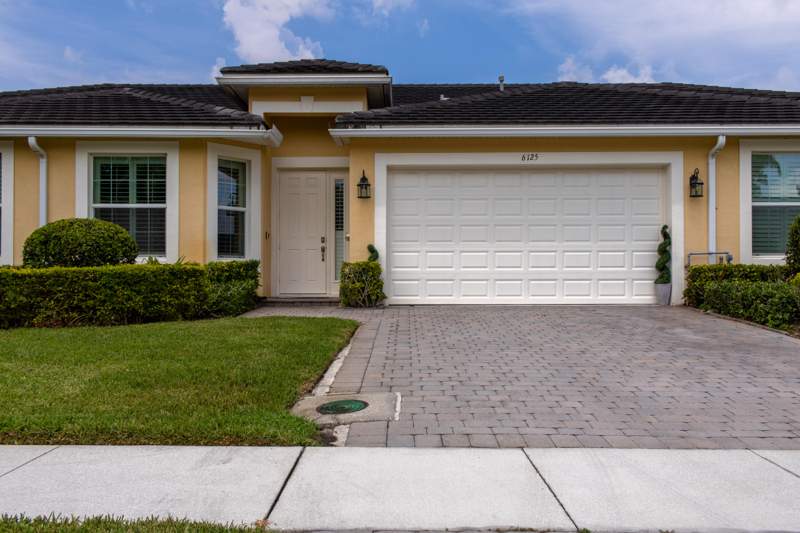 2 bedroom Villa at 6125 NW Wick Lane, St Andrews Townhomes Replat No 1, Port St. Lucie — photo 3
