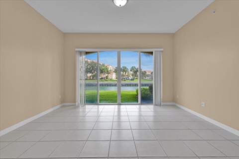 5 Harbour Isle Drive #103 Garage option, Fort Pierce FL - photo 7 of 34