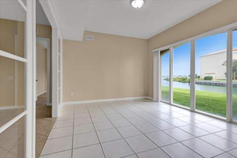 5 Harbour Isle Drive #103 Garage option, Fort Pierce FL - photo 8 of 34