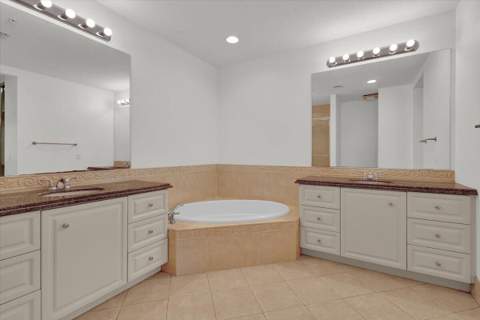 5 Harbour Isle Drive #103 Garage option, Fort Pierce FL - photo 20 of 34