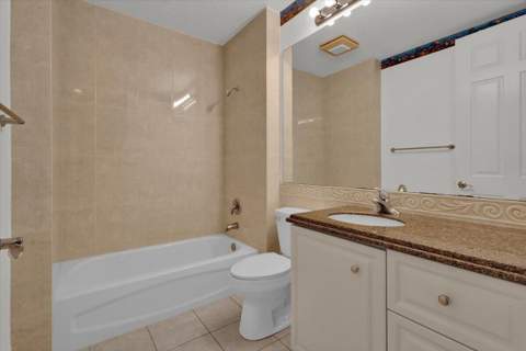 5 Harbour Isle Drive #103 Garage option, Fort Pierce FL - photo 24 of 34