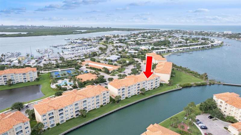 2 bedroom Condominium at 5 Harbour Isle Drive #103 Garage option, Harbour Isle At Hutchinson Island, Fort Pierce — photo 3