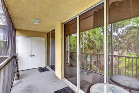 3301 NW 47th Terrace #308, Lauderdale Lakes FL - photo 22 of 28