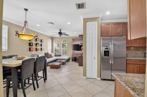 16129 Poppyseed Circle #1608, Delray Beach FL - photo 9 of 32