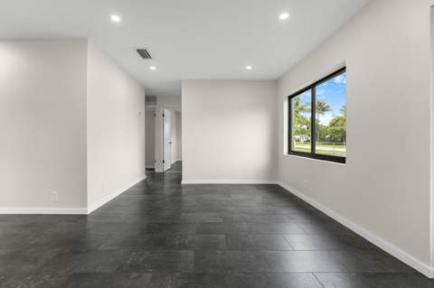 321 NE 59th Street, Oakland Park FL - photo 12 of 47
