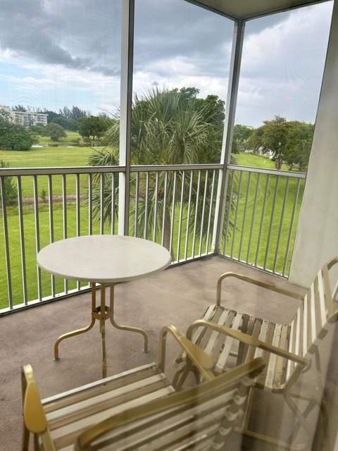 2851 S Palm Aire Drive #405, Pompano Beach FL - photo 7 of 23