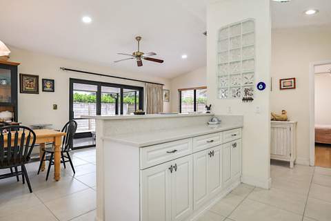 21612 Casa Monte Court, Boca Raton FL - photo 11 of 37