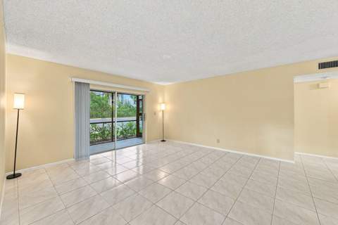 2753 S Oakland Forest Drive #102, Oakland Park FL - photo 6 of 49