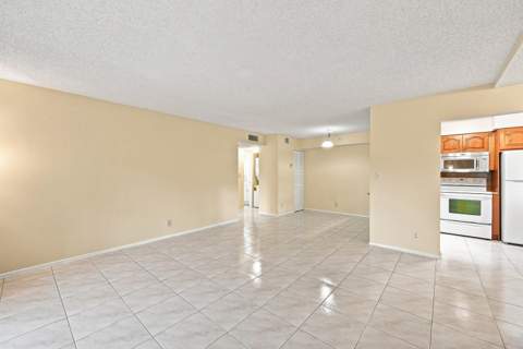 2753 S Oakland Forest Drive #102, Oakland Park FL - photo 7 of 49