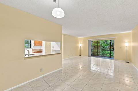 2753 S Oakland Forest Drive #102, Oakland Park FL - photo 9 of 49