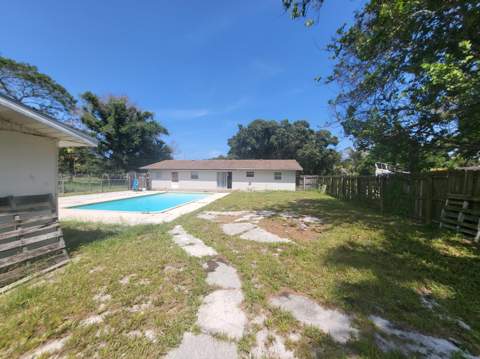 5011 S 2nd Street, Fort Pierce FL - photo 12 of 14