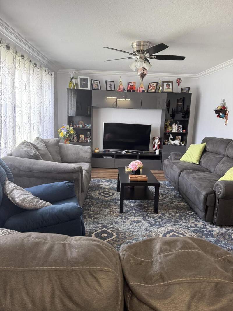 3 bedroom Townhouse at 8040 SW 17th Place #1-6, Arrowhead Golf & Tennis Club, Davie — photo 3