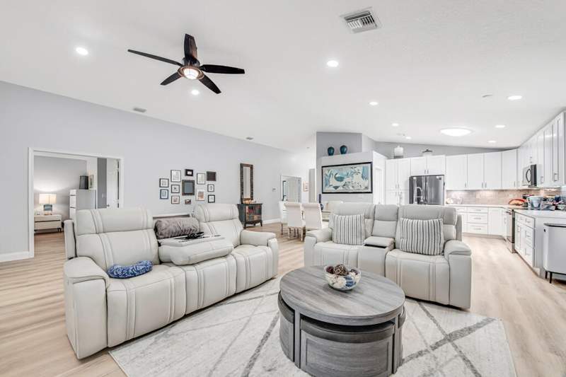 3 bedroom Single Family Residence at 8184 Florenza Drive, Venetian Isle, Boynton Beach — photo 3