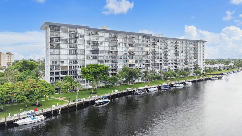 1 bedroom Condominium at 801 S Federal Highway #1004, Waterford Point Condo, Pompano Beach — photo 2