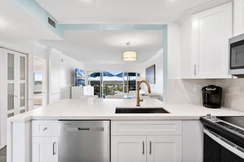 801 S Federal Highway #1004, Pompano Beach FL - photo 6 of 30