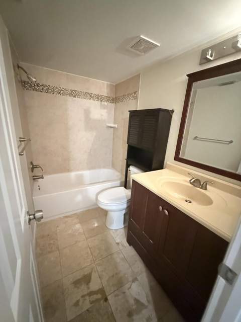 2050 Oleander Boulevard #6-202, Fort Pierce FL - photo 15 of 19