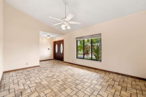 1120 NW 77th Avenue, Plantation FL - photo 6 of 41