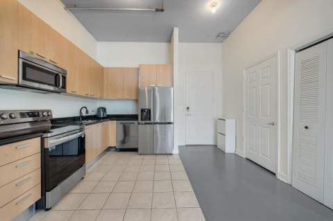 2100 Van Buren Street #206, Hollywood FL - photo 8 of 28