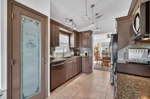 6713 Alemendra Street, Fort Pierce FL - photo 10 of 30
